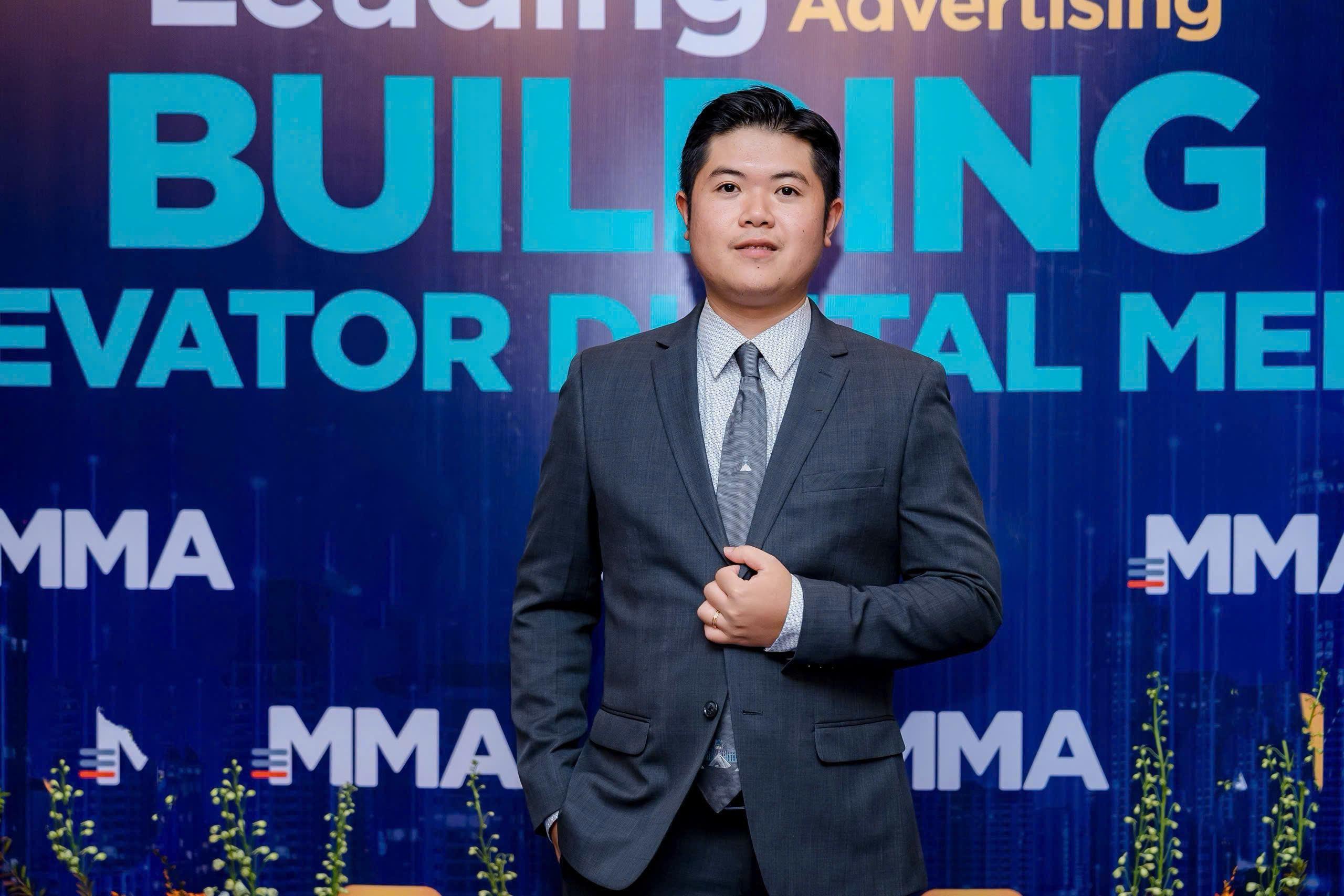 Công%20Ty%20Cổ%20Phần%20Tập%20Đoàn%20Gia%20Phú